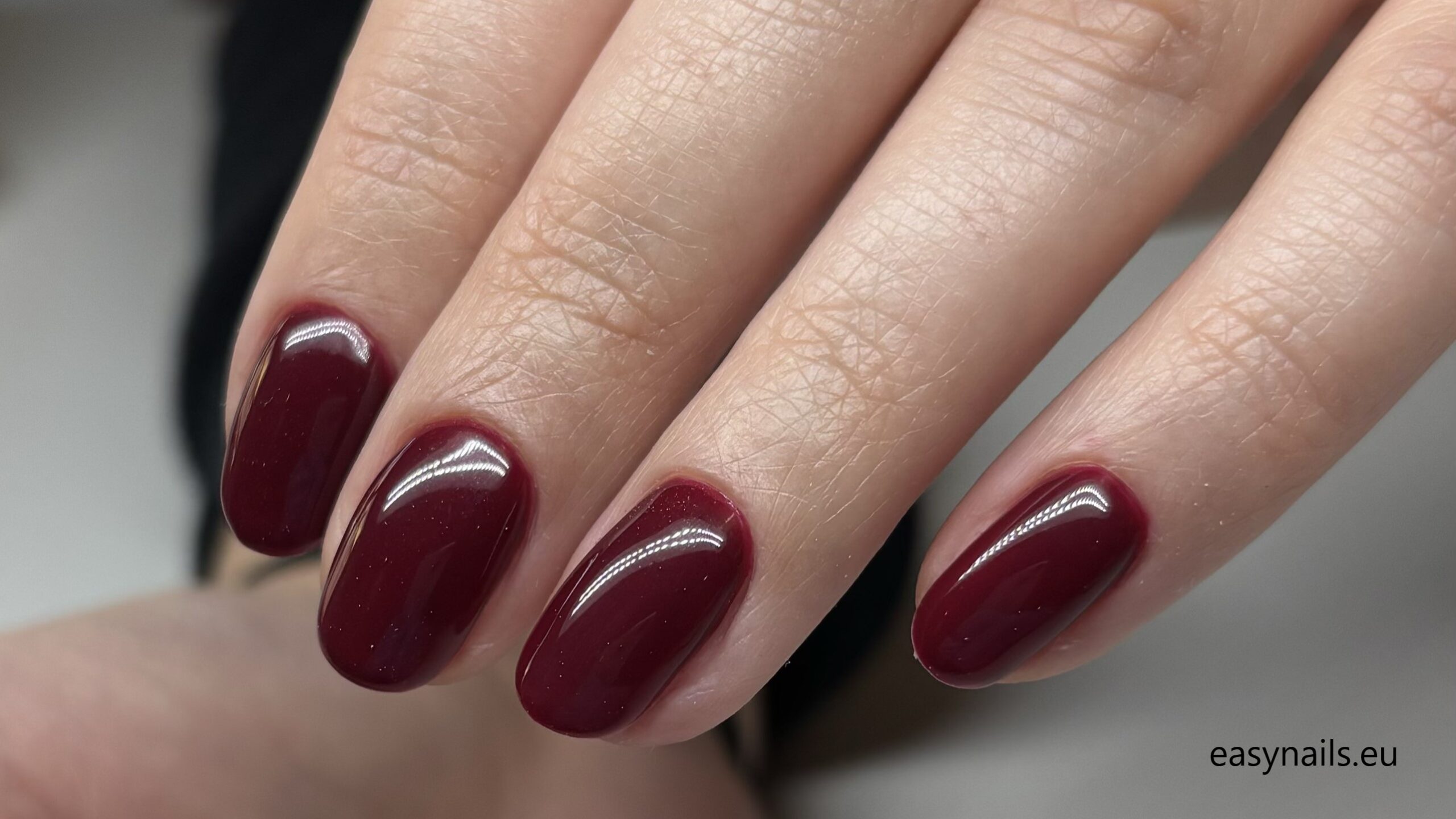Burgundy Manicure: Timeless Elegance and Modern Inspirations