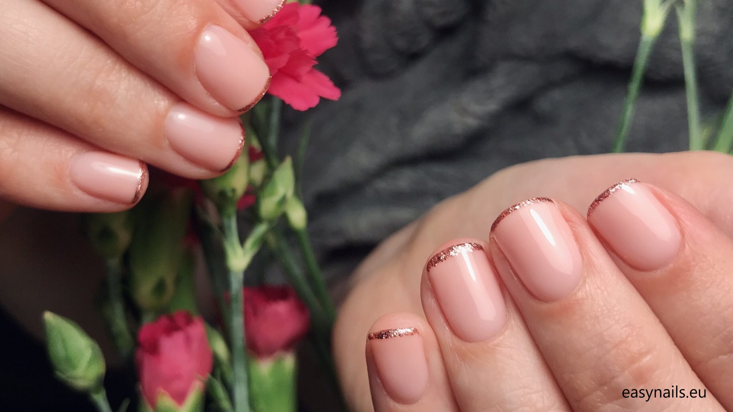 French Manicure on Short Nails: Is It Possible? Learn How to Do It!