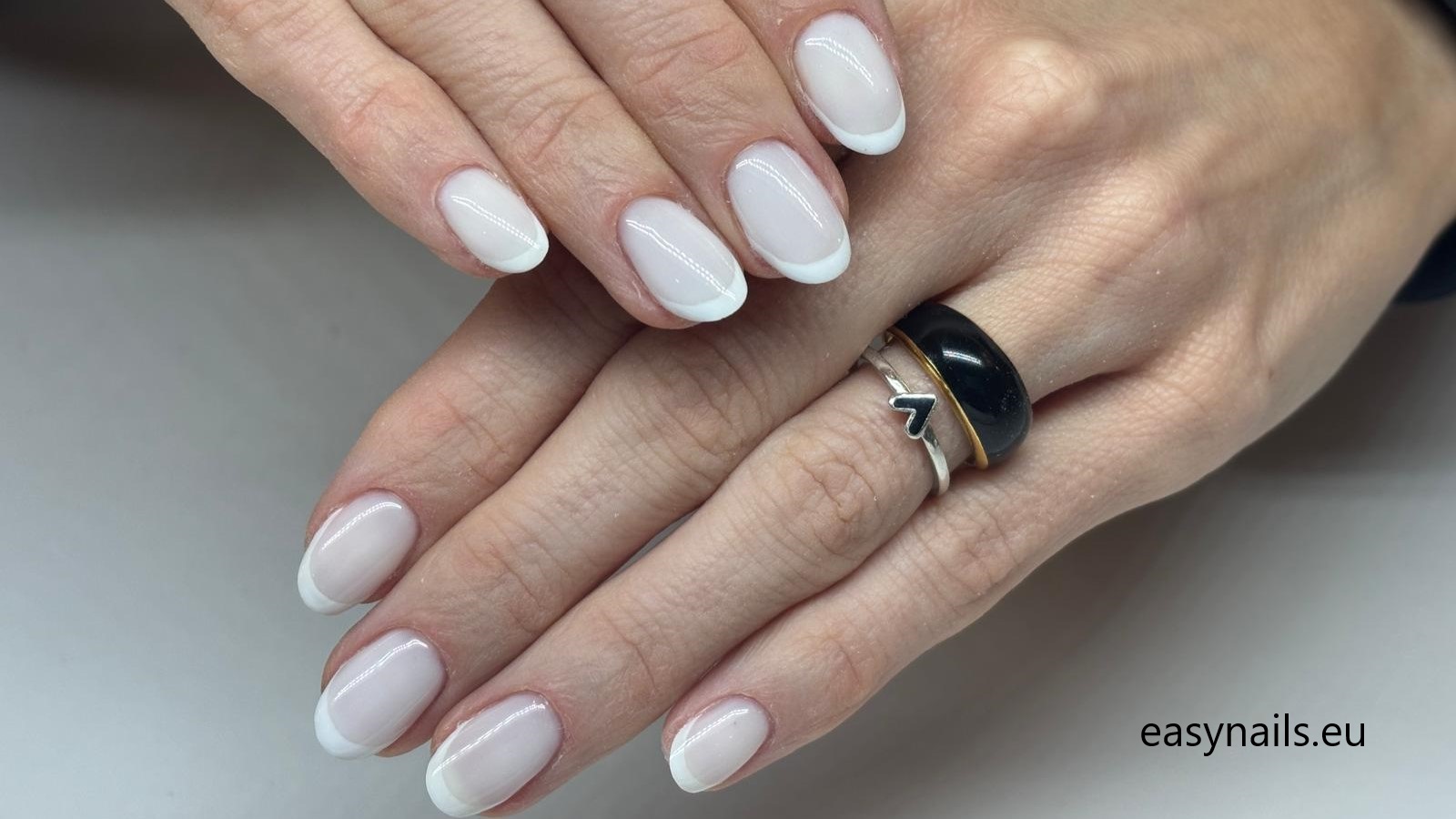 Acrylic French Manicure: Classic Elegance in Modern Style