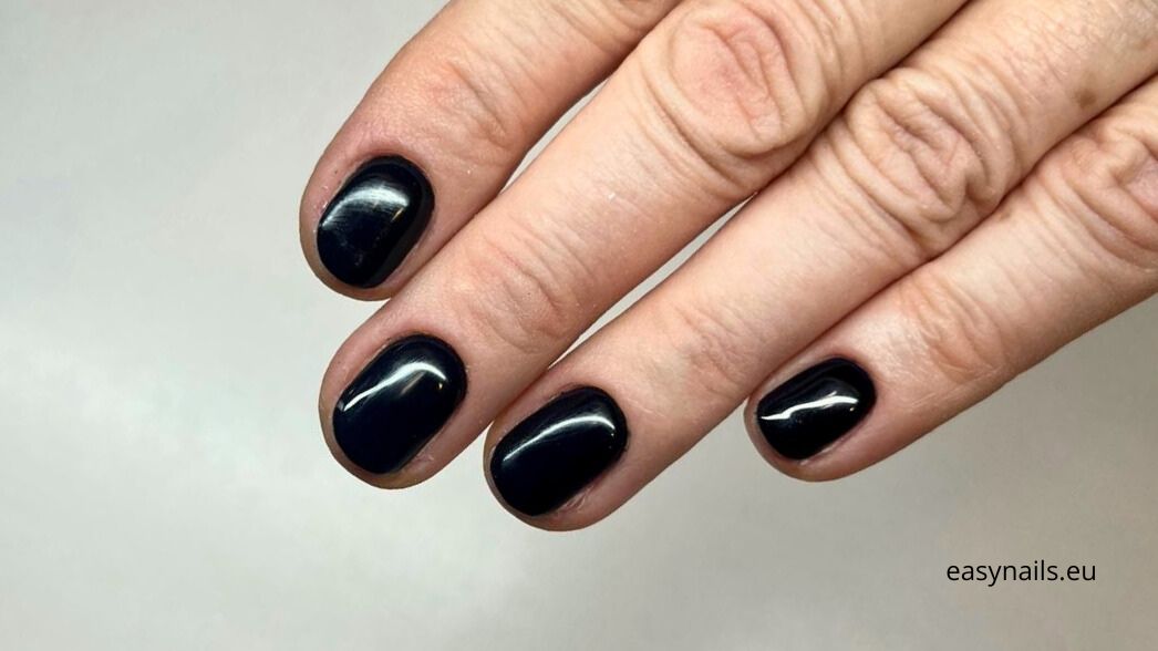 Navy Blue Hybrid Nails: Royal Depth and Style Inspired by the Night Sky
