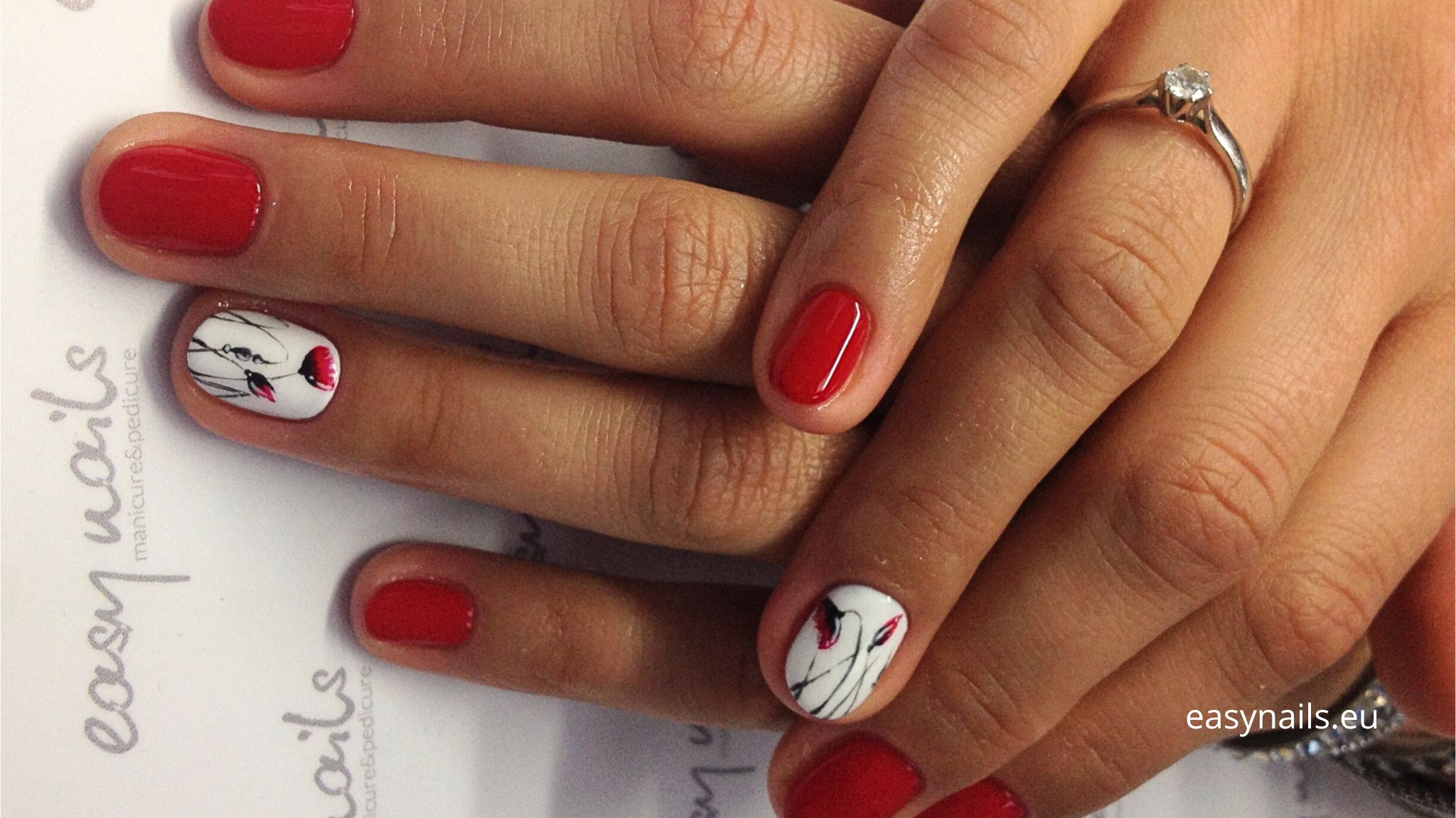 Floral Manicure: Embracing Nature's Elegance on Your Nails