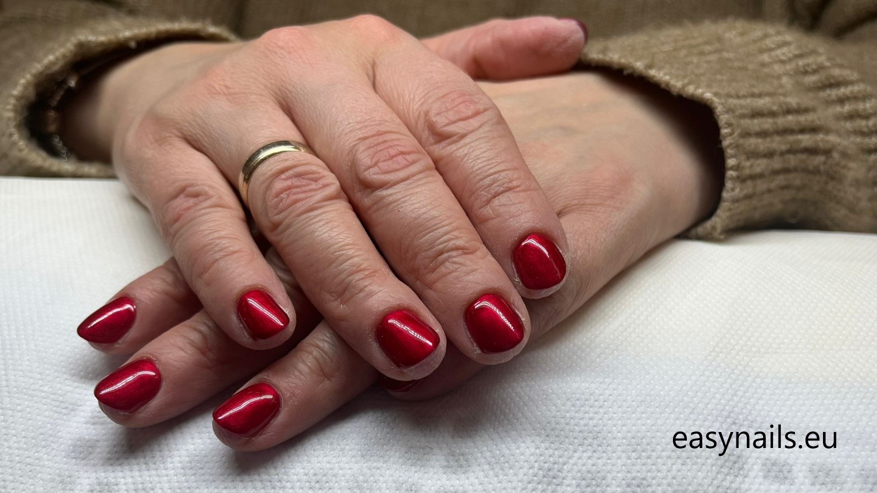 Nails for 60-Year-Olds: Classic Elegance or Bold Colors