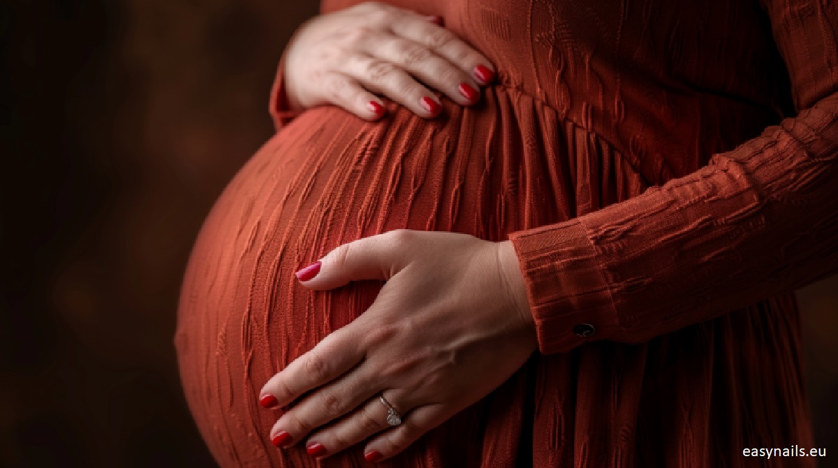 Pedicure and Manicure Before Delivery: Can You Have Painted Nails? Tips and Recommendations