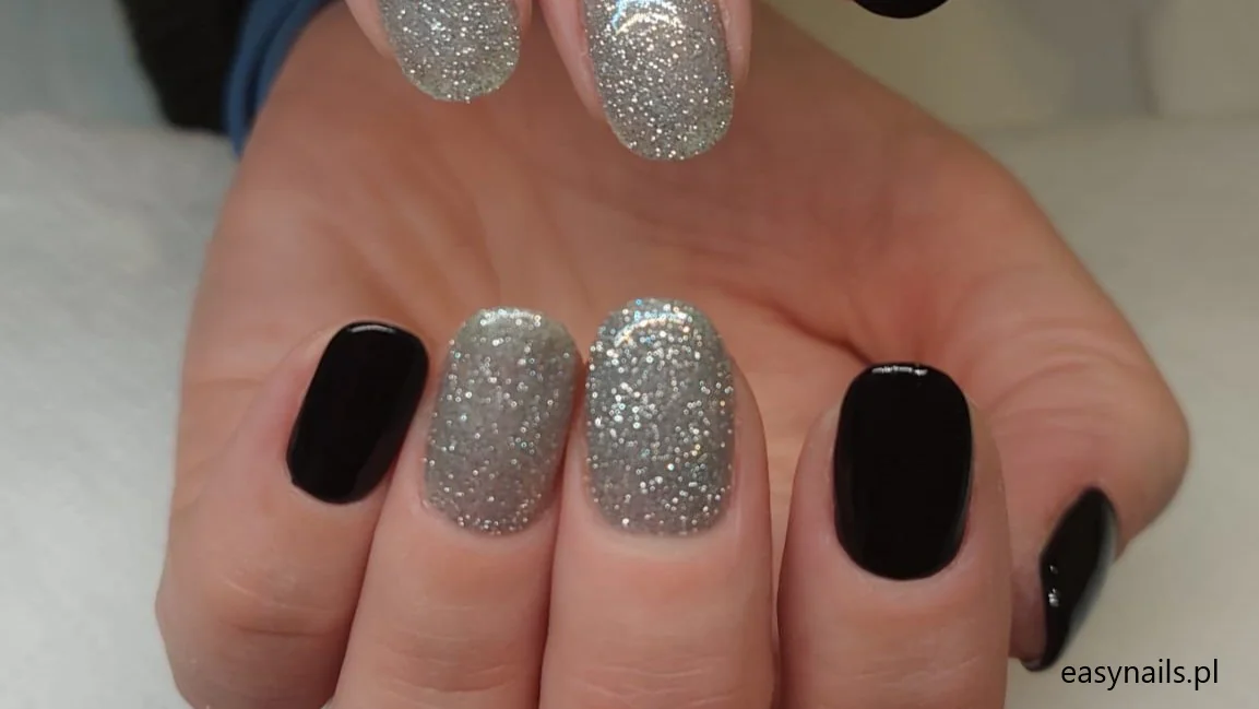 Modern Mystery: Inspiring Black-Silver-Glitter Manicure Ideas
