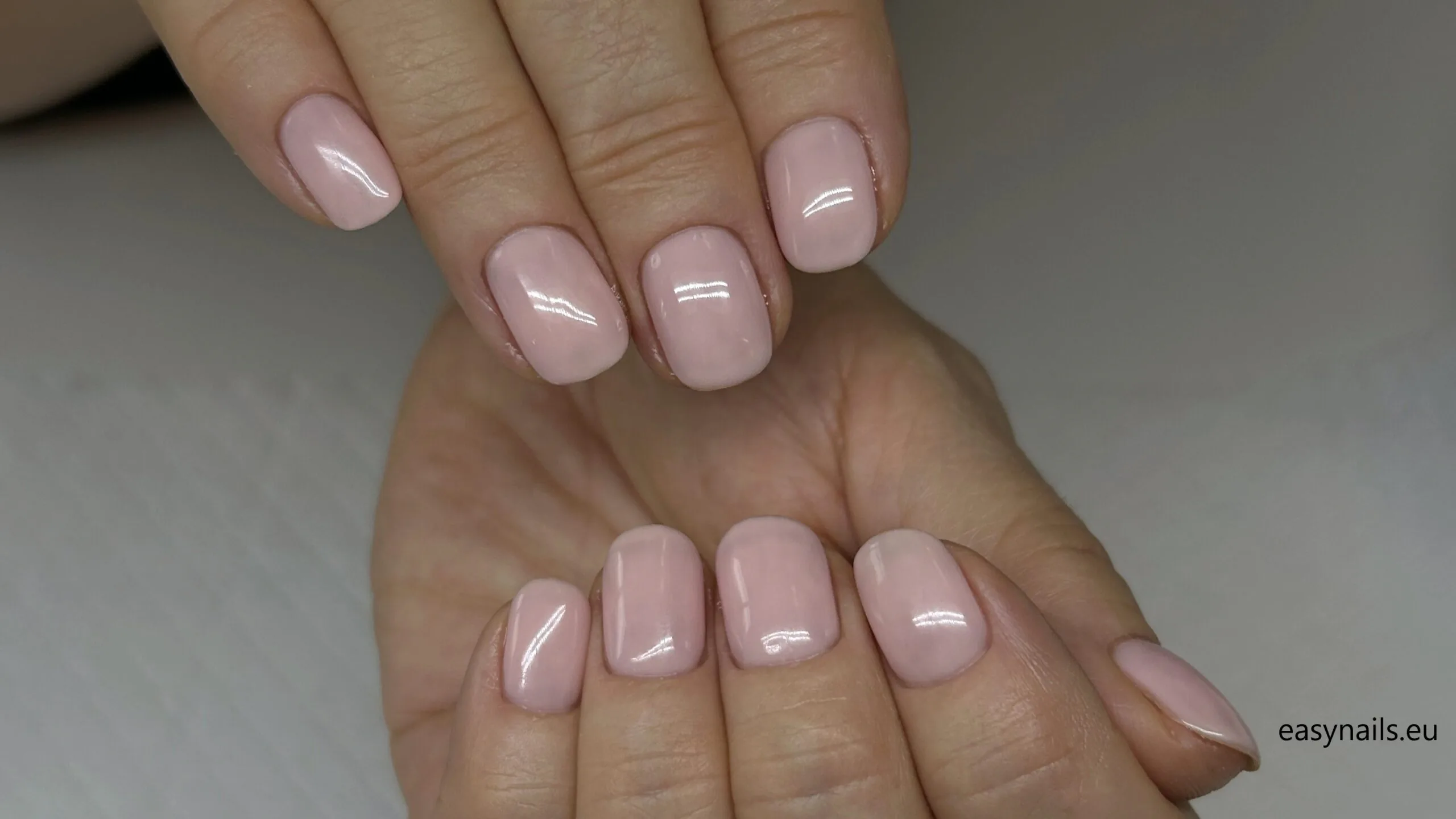 Manicure Nails for a Civil Wedding: Subtle and Romantic Styles