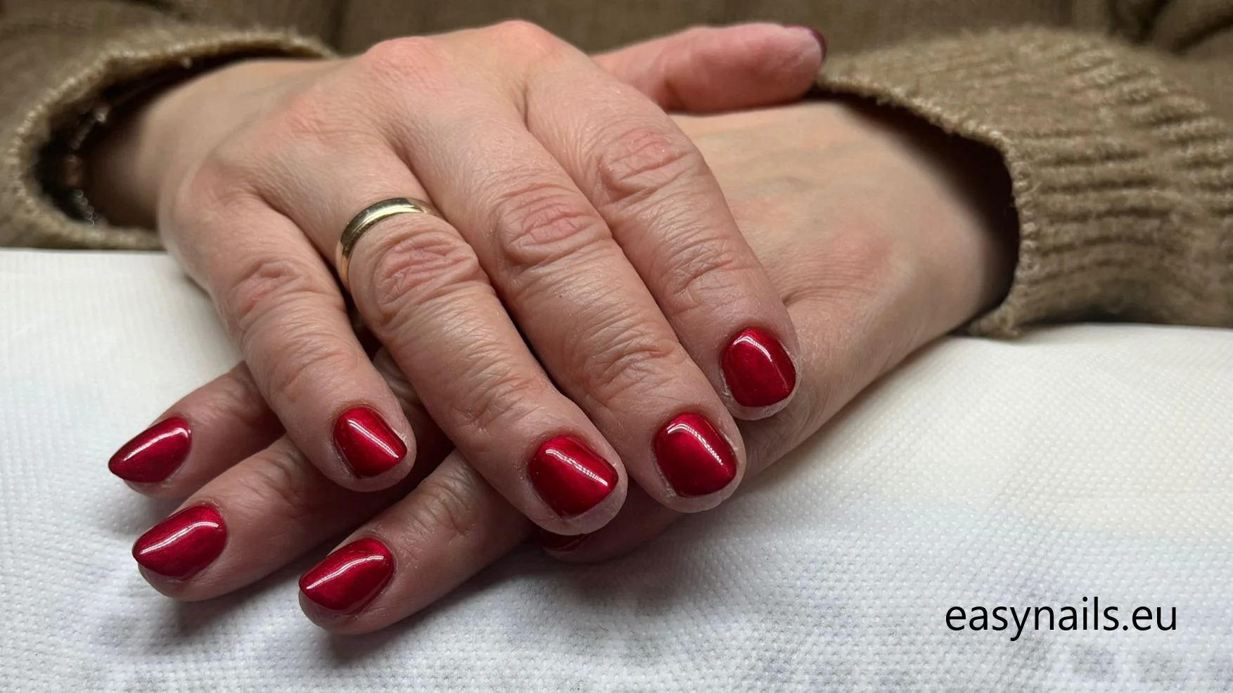 Nails for 60-Year-Olds: Classic Elegance or Bold Colors